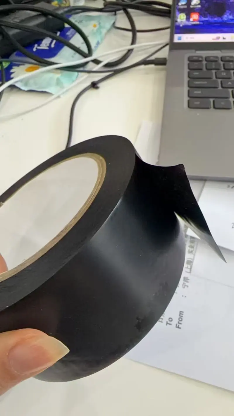 క్లాత్ టేప్ మరియు 